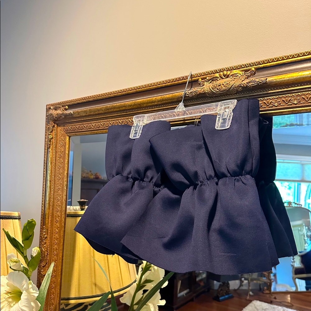 Navy boutique top